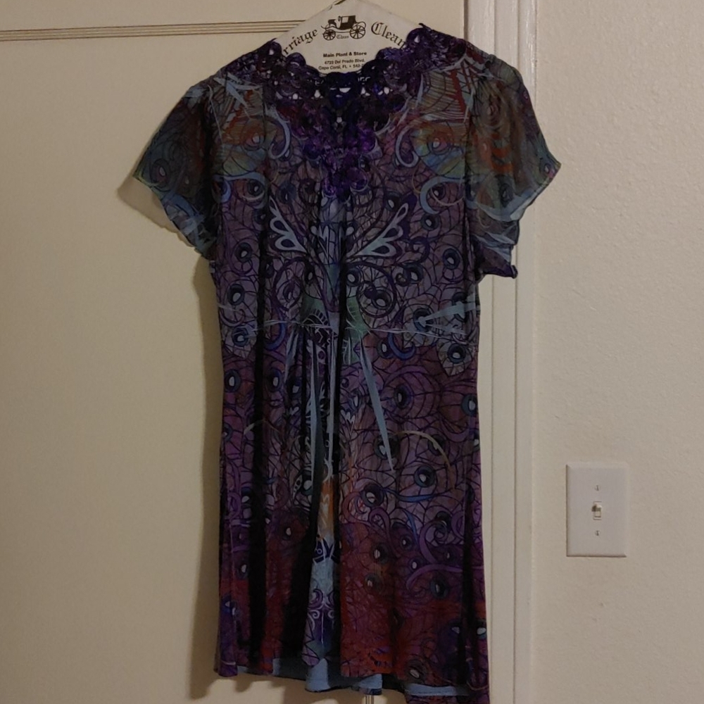 Blouse - Picture 2 of 3